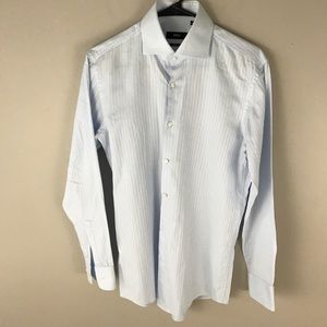 Hugo Boss 15 32/33 mens Blue dress shirt sharp fit